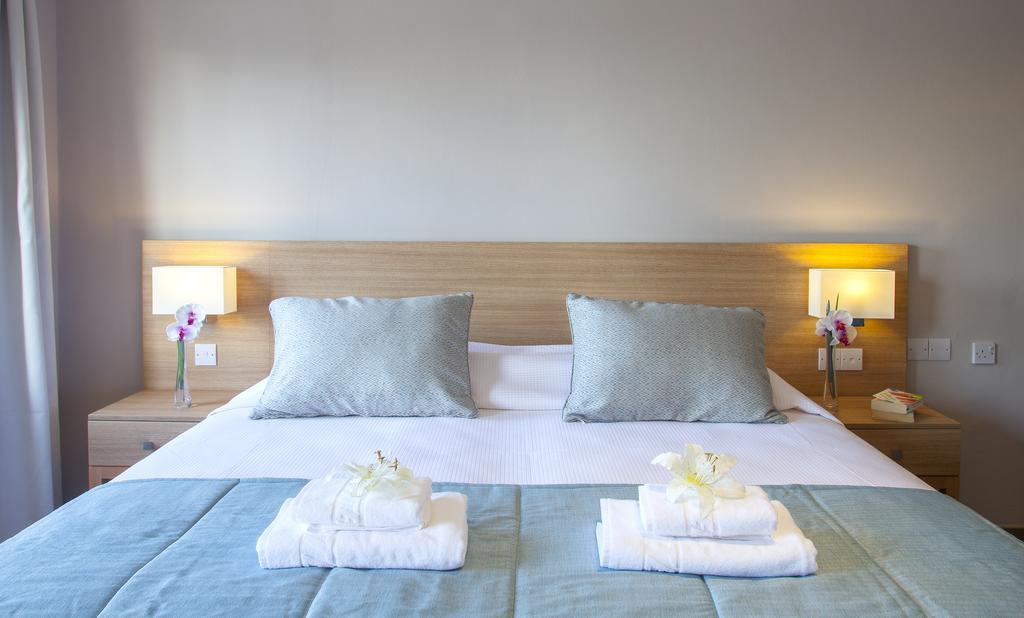 One-Bedroom Suite Private Pool