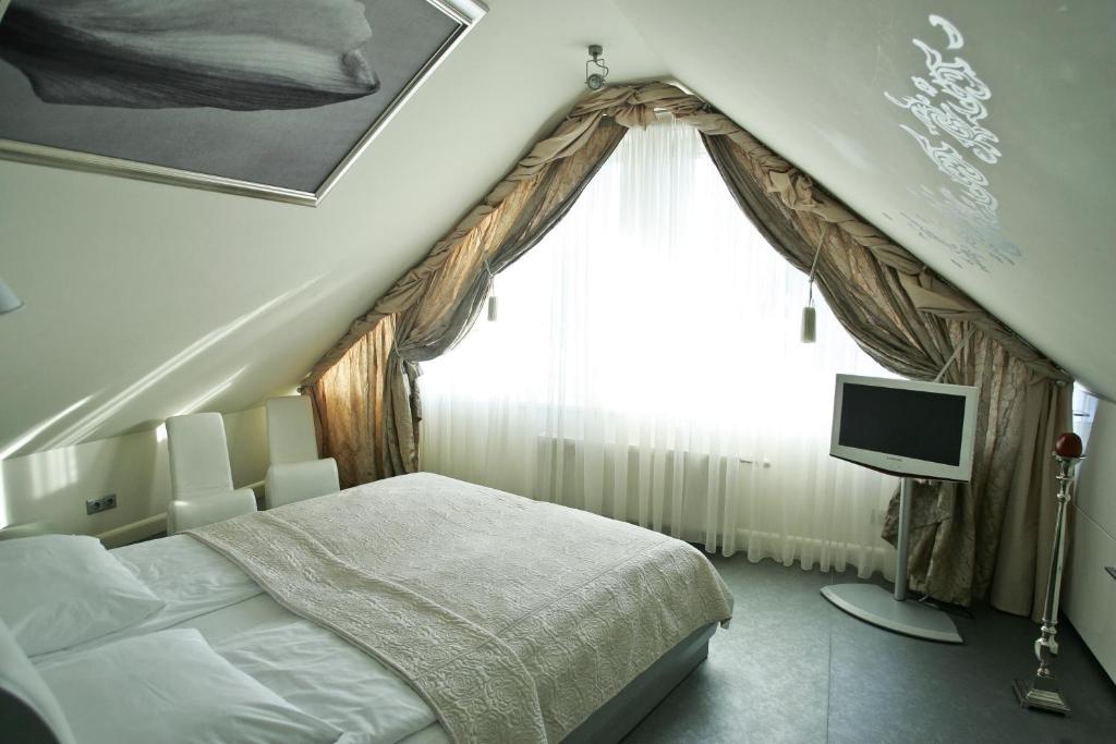 Design studio apartment