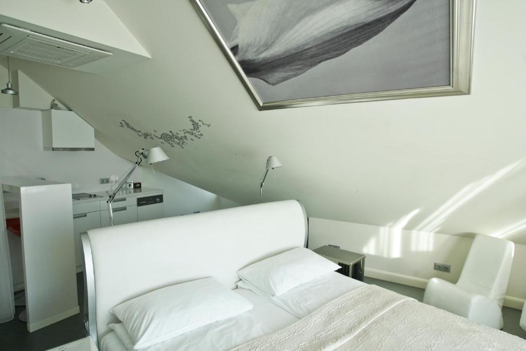 Design studio apartment