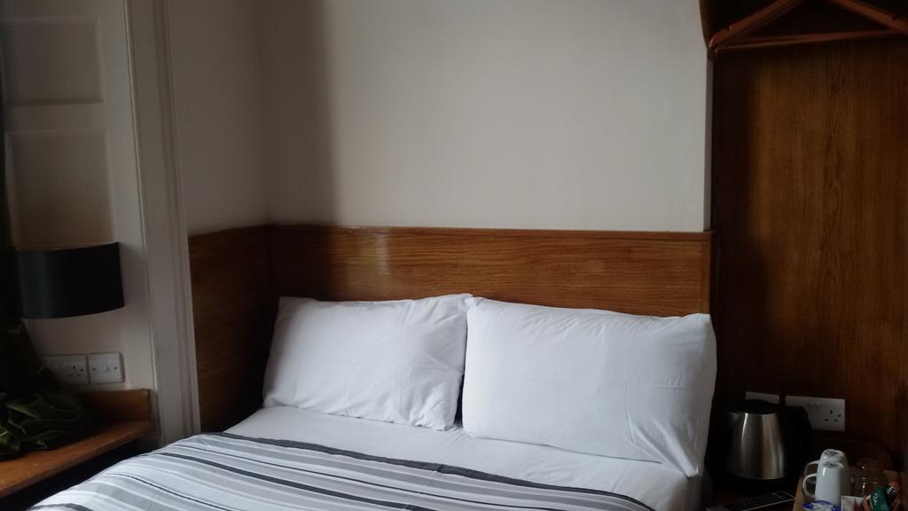 Double Room,264489325:JPEG