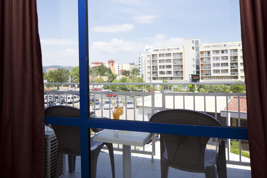 Standard Double or Twin Room,794008401:JPEG