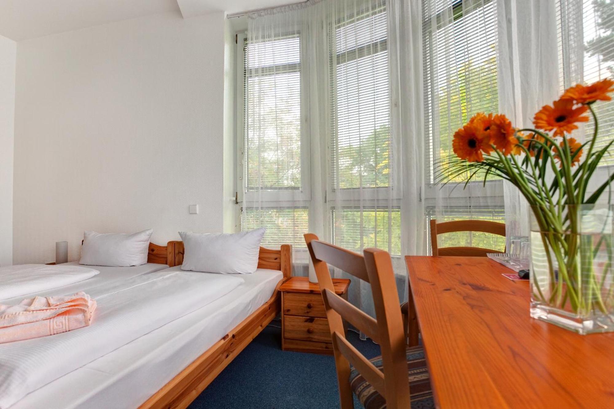 Double Room,288307272:JPEG