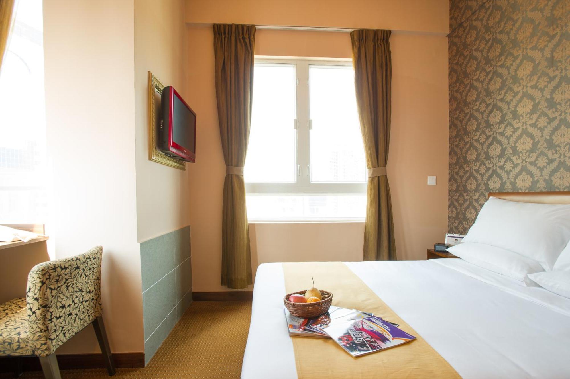 Deluxe Double or Twin Room