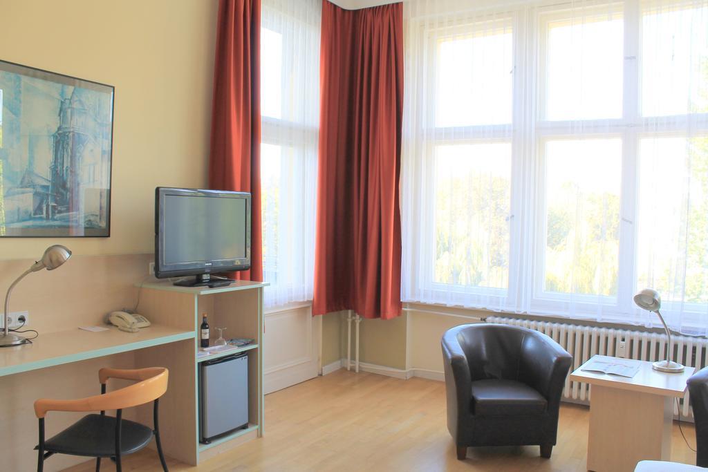 Standard Triple Room,324709138:JPEG