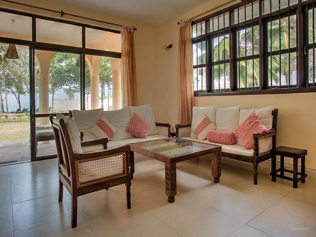 Deluxe Single Room Shared Villa
