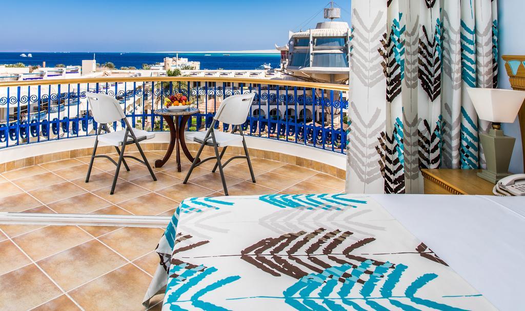 Standard Double Room Pool View,327289447:JPEG