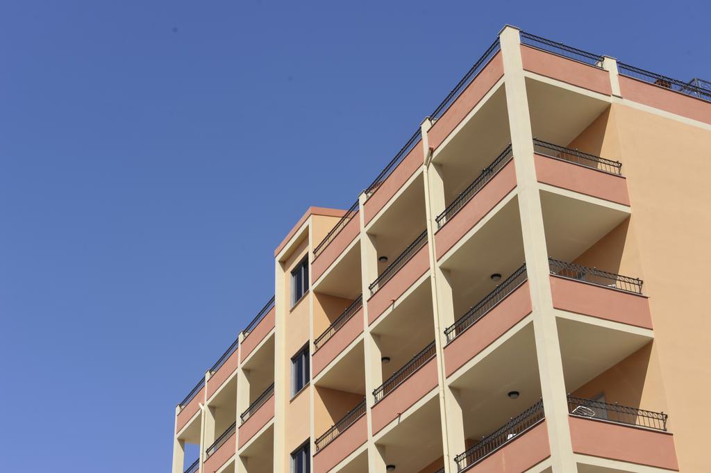 Apartament z 2 sypialniami, tarasem i widokiem na morze