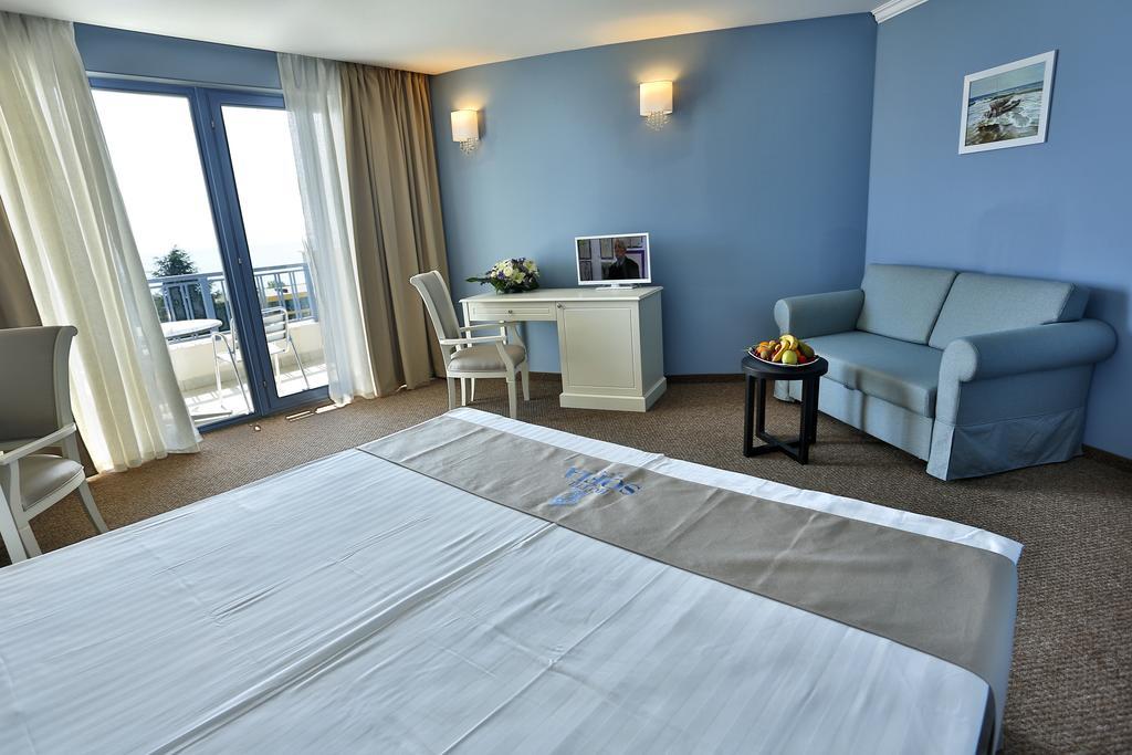 Apartament z 2 sypialniami i widokiem na morze