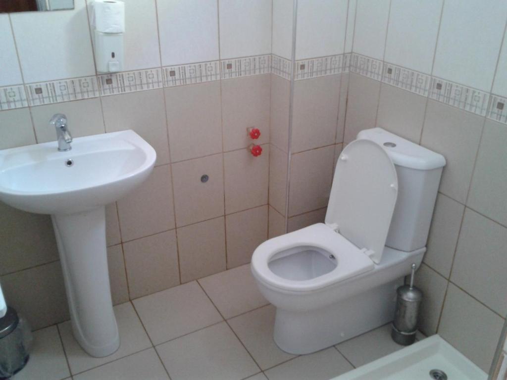 Standard Double or Twin Room,698496756:JPEG