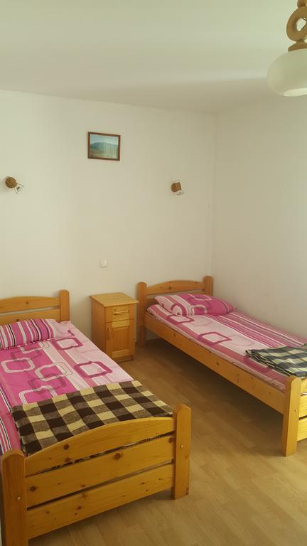 Standard Twin Room,399986634:JPEG