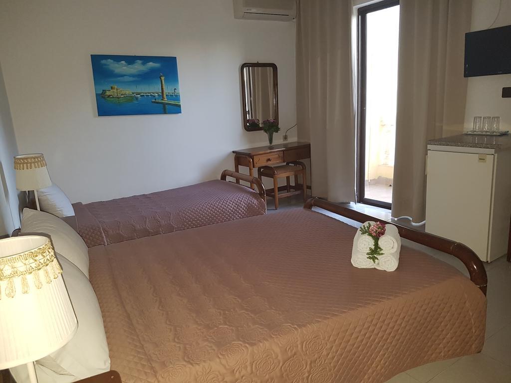 Triple Room with Balcony,400518957:JPEG