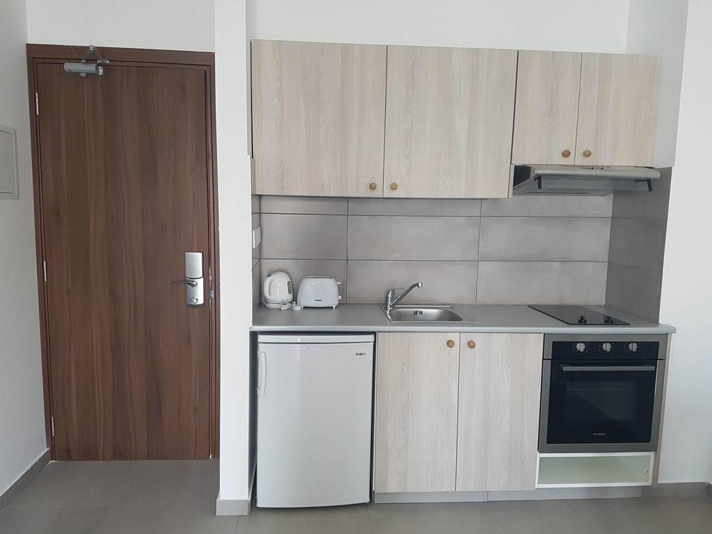 Deluxe One-Bedroom Apartment,400547037:JPEG