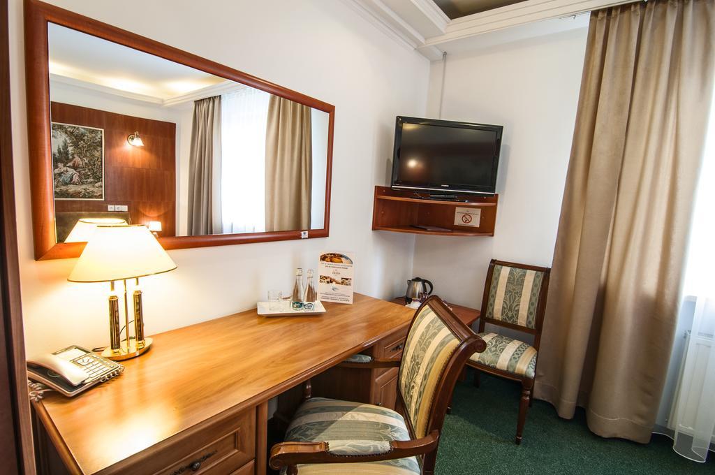 Twin Room,401453091:JPEG
