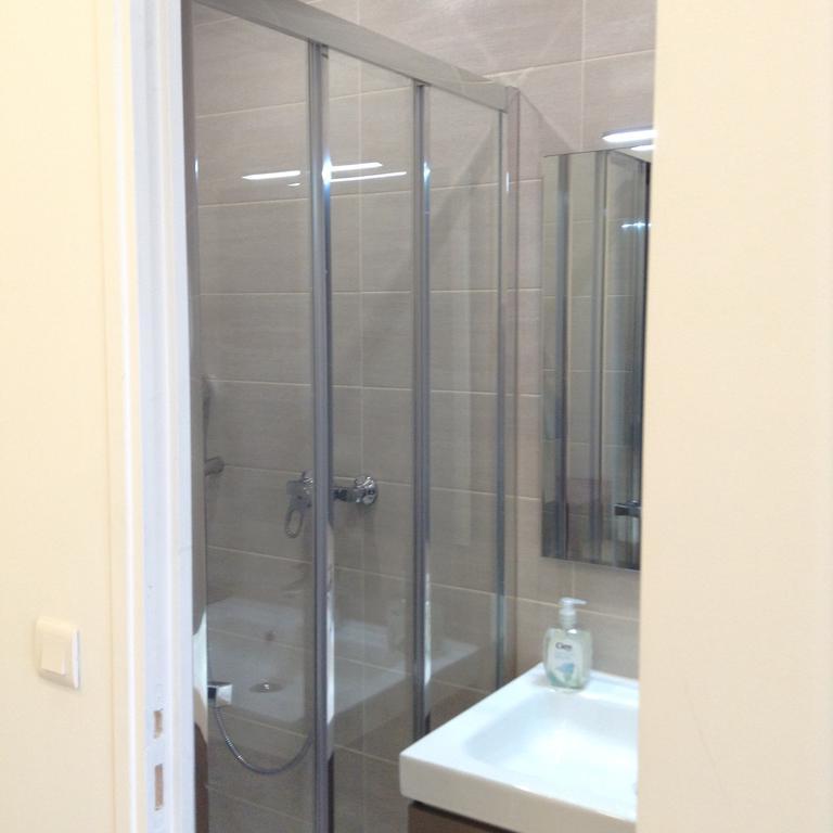 Double Room Private Bathroom
