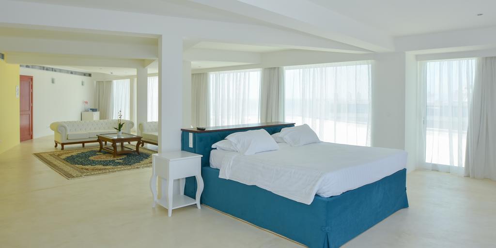 Executive Suite Sea View