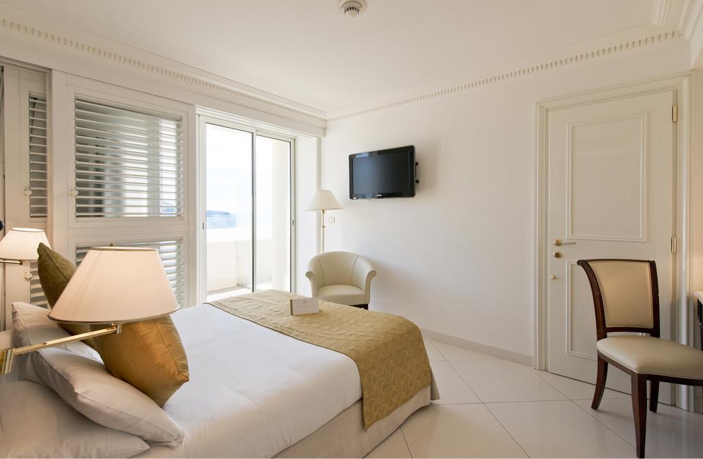 Double Room Partial Sea View