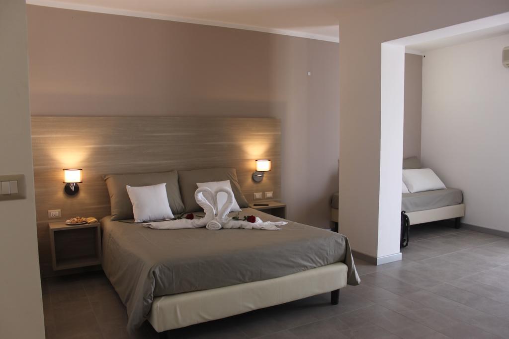 Superior Triple Room with Sea View,1588450212:JPEG