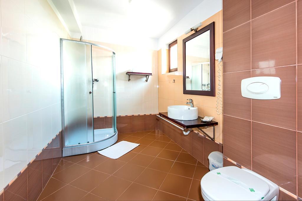 Triple Room Balcony