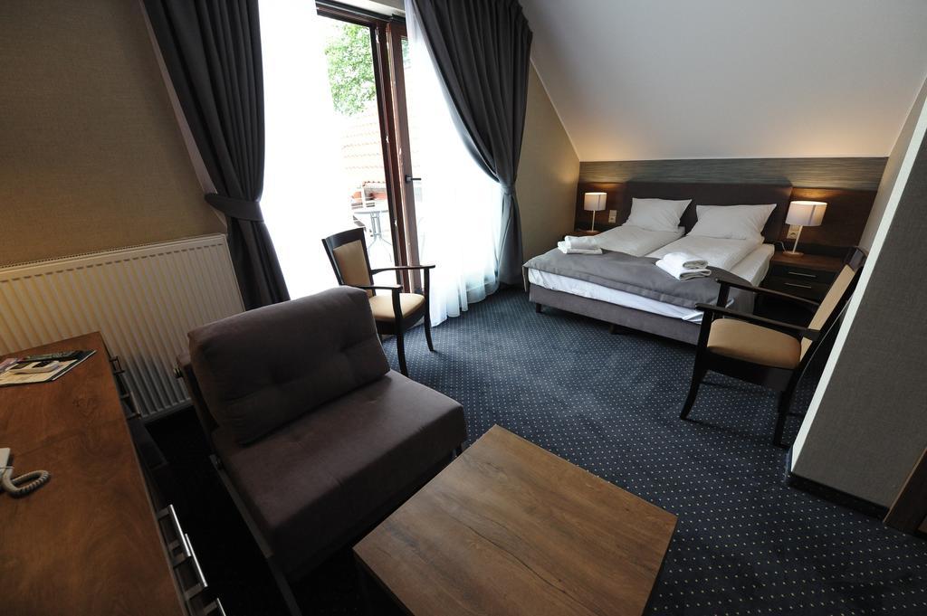 Deluxe Double Room,410508675:JPEG