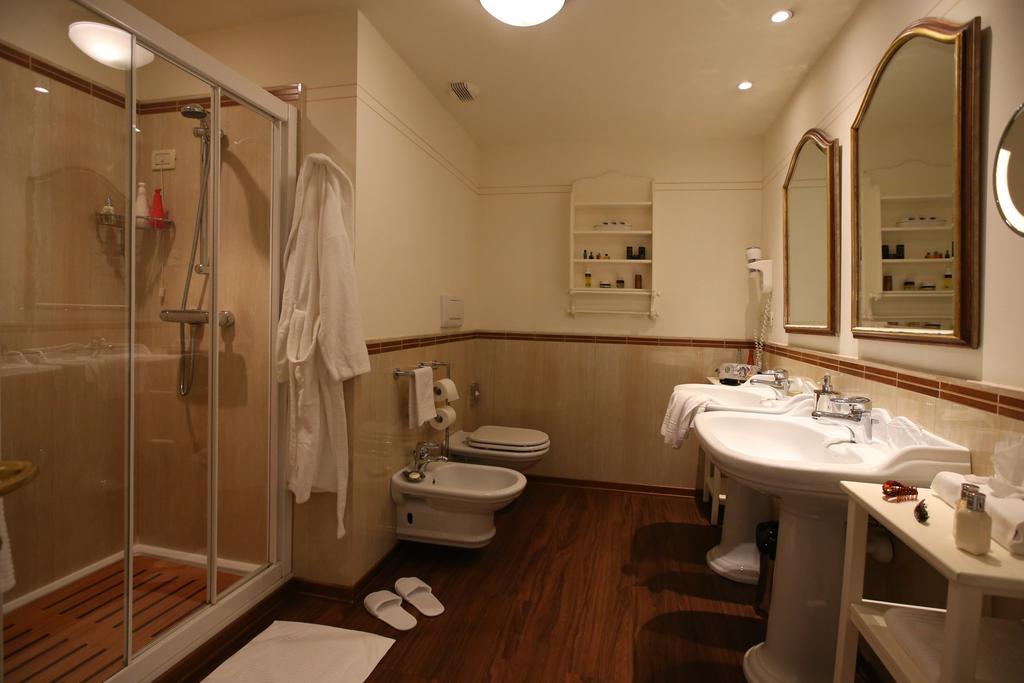 Deluxe Suite,413352033:JPEG