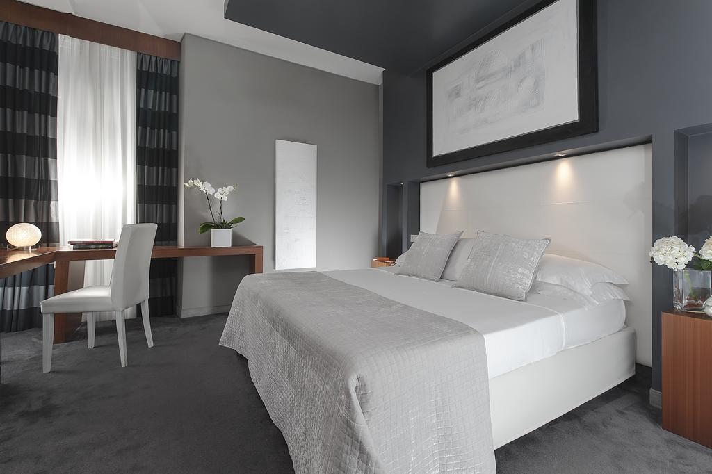 Standard Double Room,422112705:JPEG