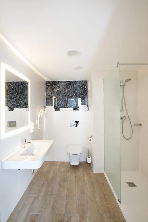 Standard Double Room,1705019537:JPEG