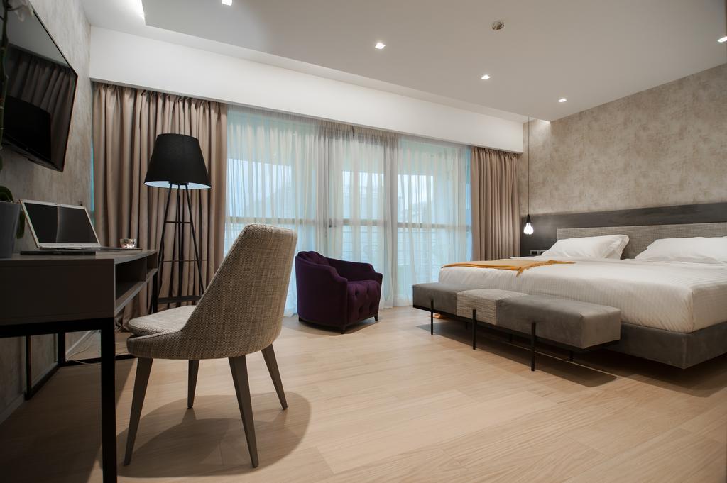 Executive Double or Twin Room with Private Balcony,711571108:JPEG