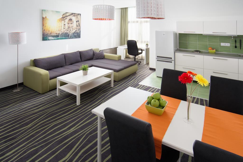 Apartament z balkonem