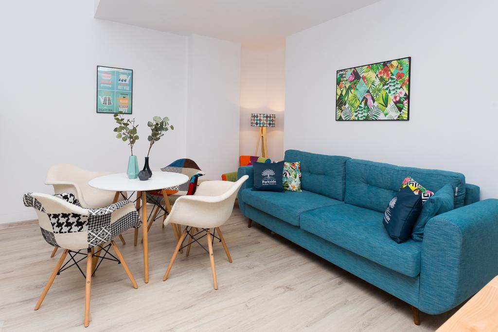 Deluxe 2-room Apartment with balcony,1589537114:JPEG