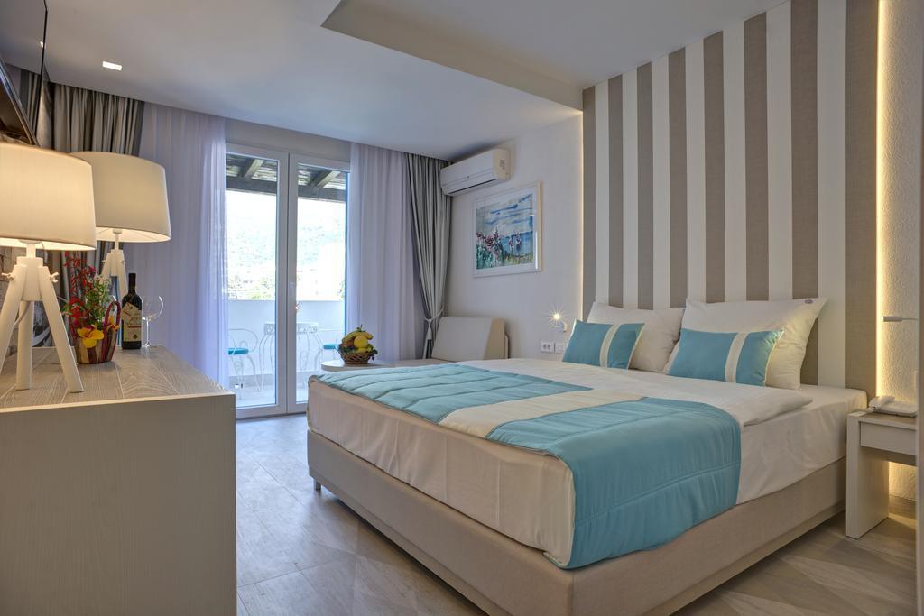 Double or Twin Room Extra Bed
