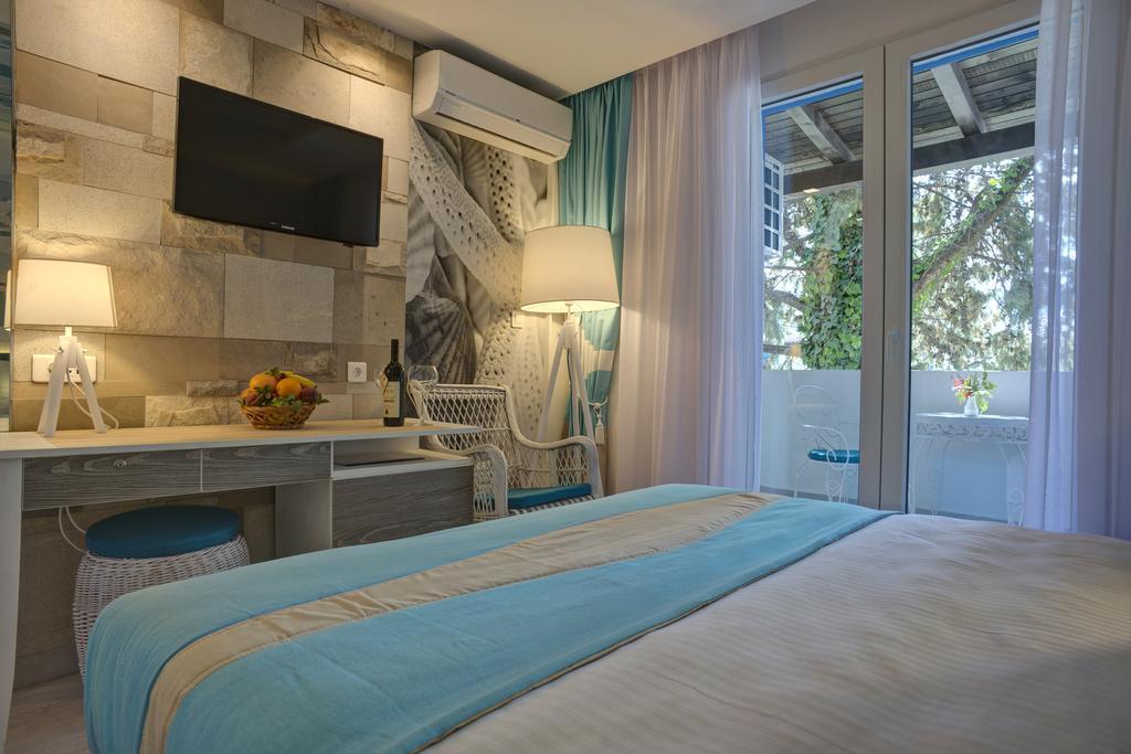 Double or Twin Room Balcony