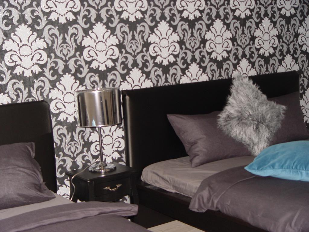 Apartament z 1 sypialnią, tarasem i widokiem na zamek na Hradczanach