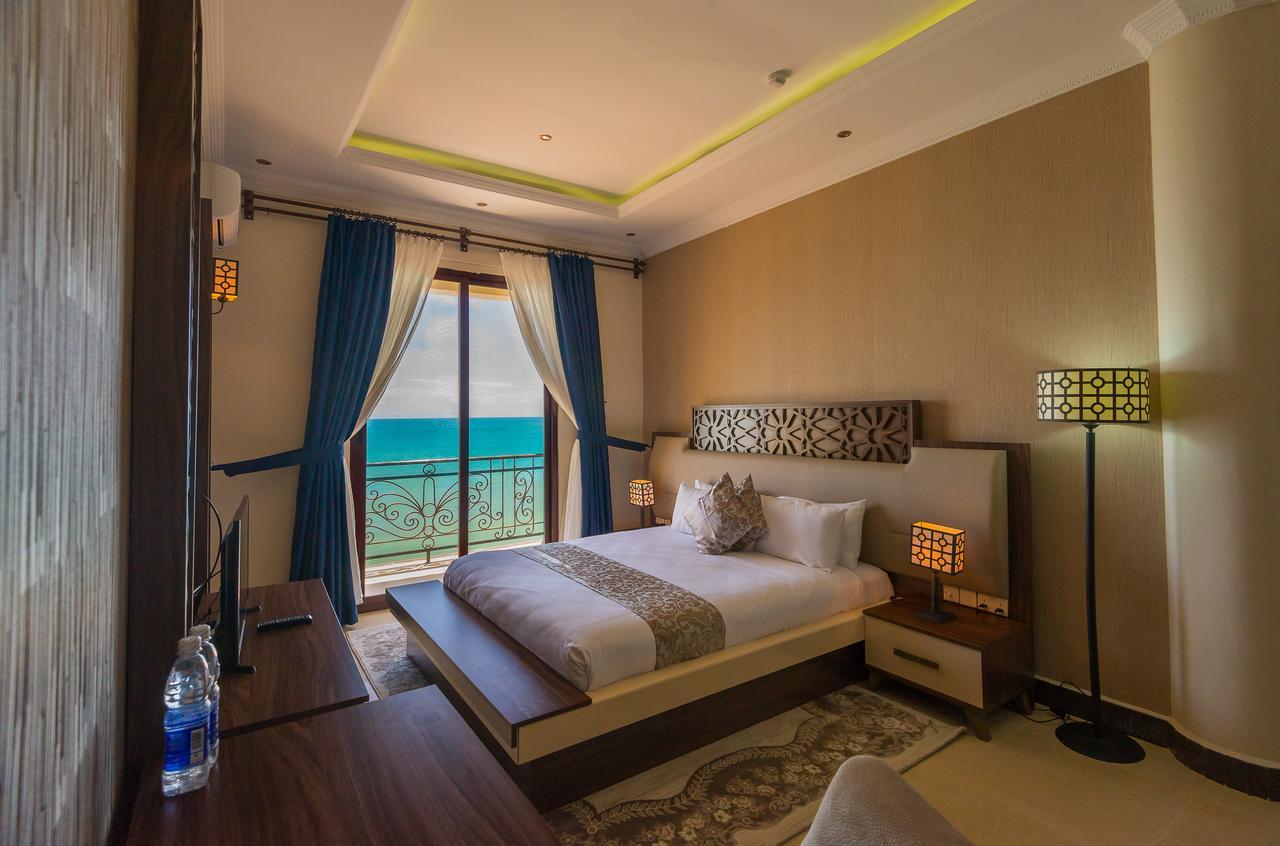 Superior King Room Ocean View