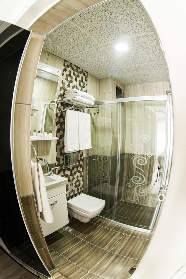 Standard Triple Room,1011046459:JPEG