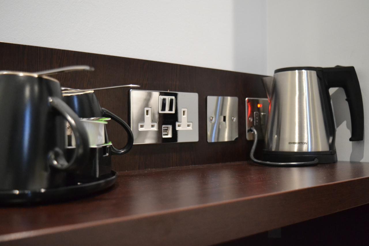 Single Room,665023854:JPEG