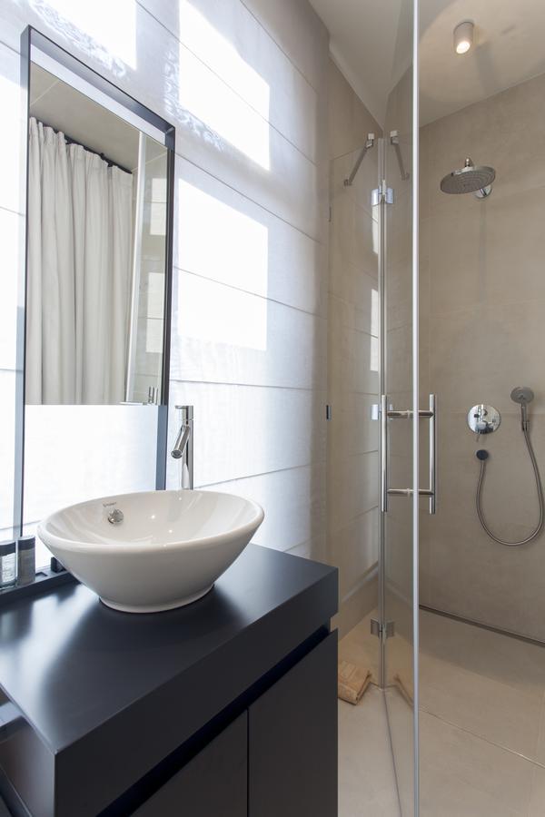 Studio Apartment,517666995:JPEG