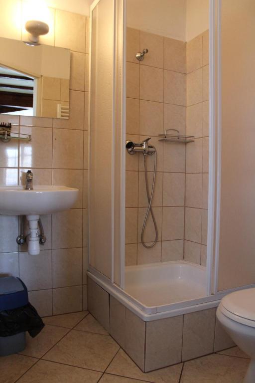 Quadruple Room,407781297:JPEG