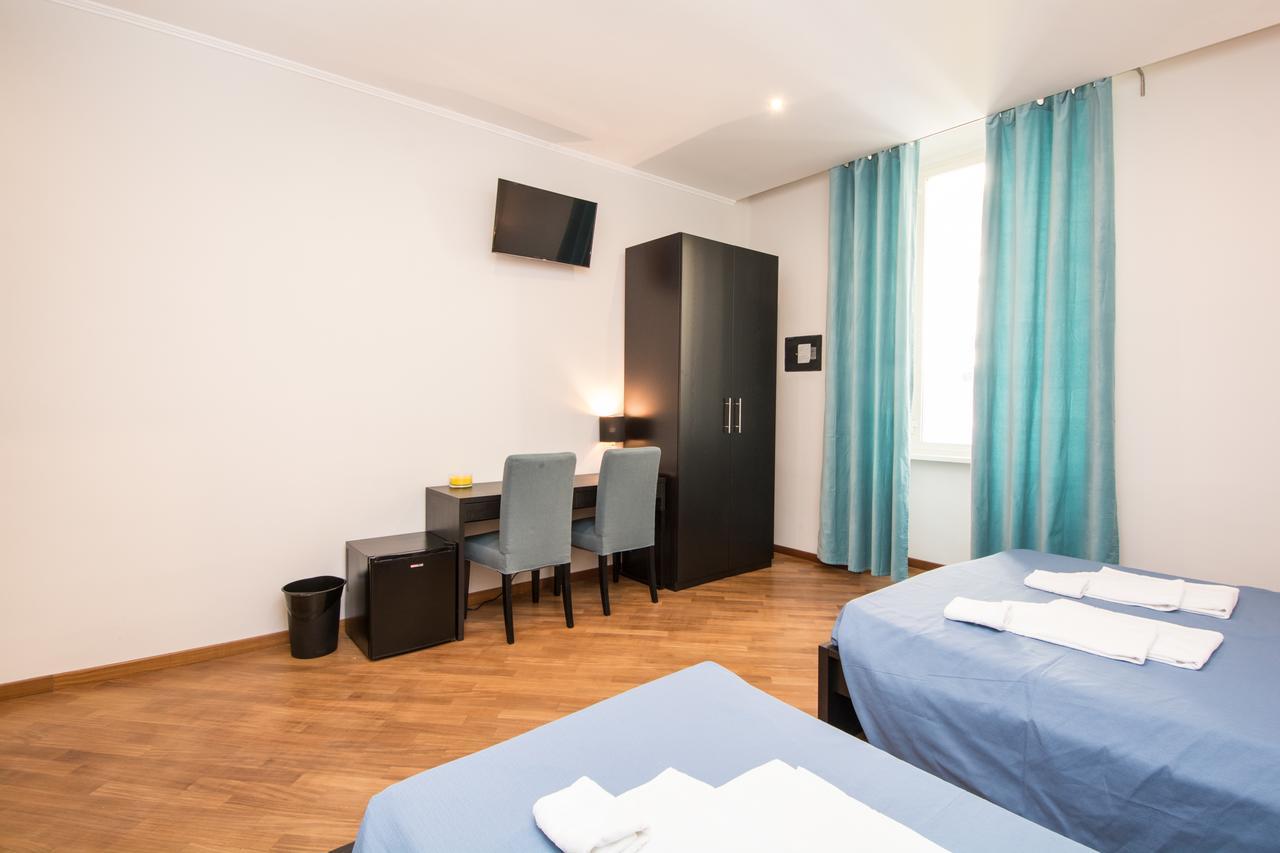 Pokój Trzyosobowy typu Comfort z prysznicem