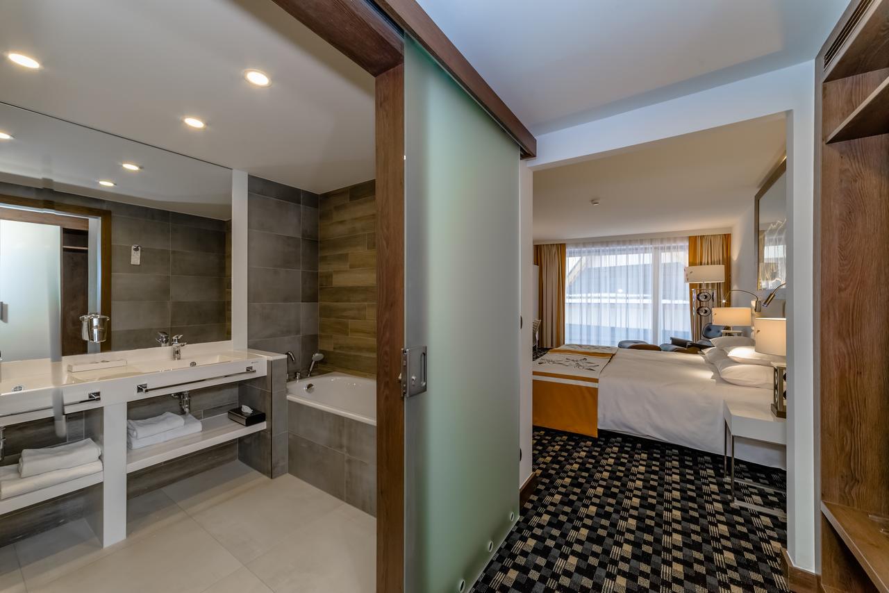 Junior Suite,535976739:JPEG