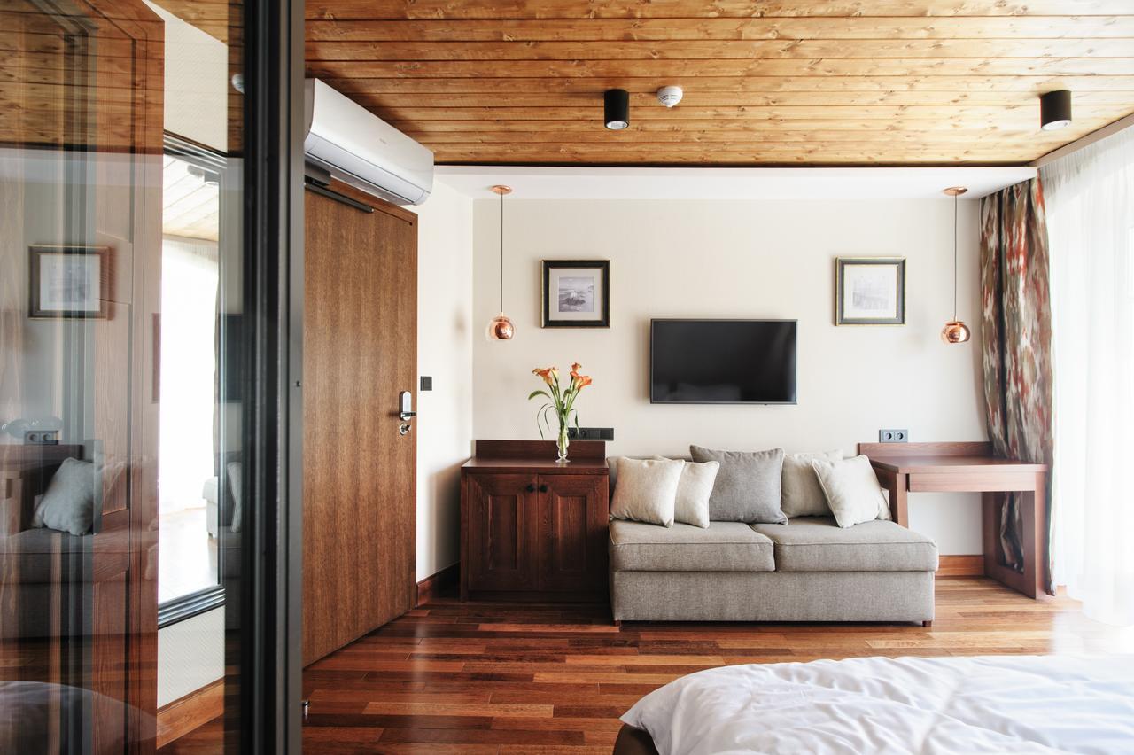 Studio Apartment,545437503:JPEG