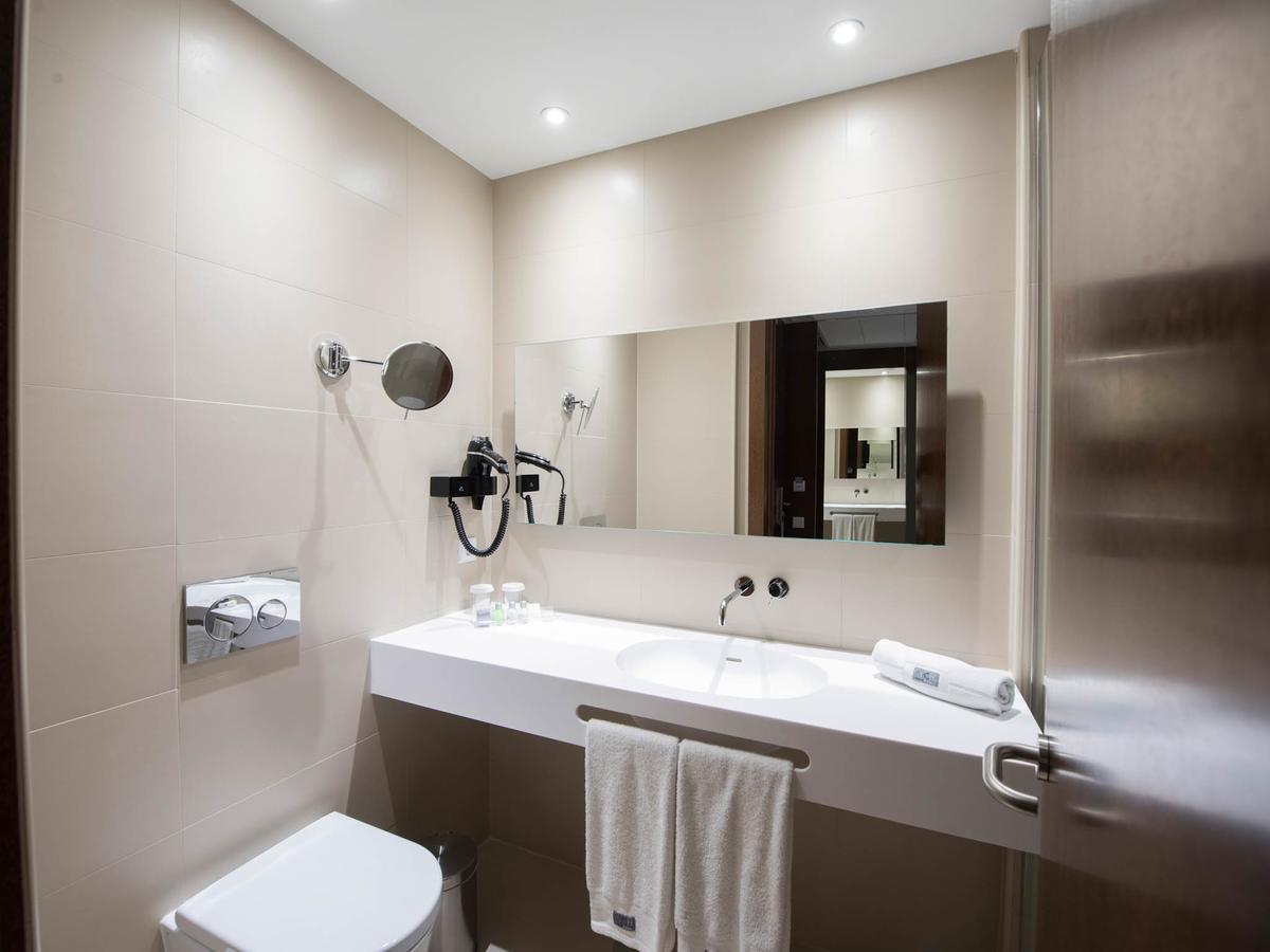 Basic Double or Twin Room River View