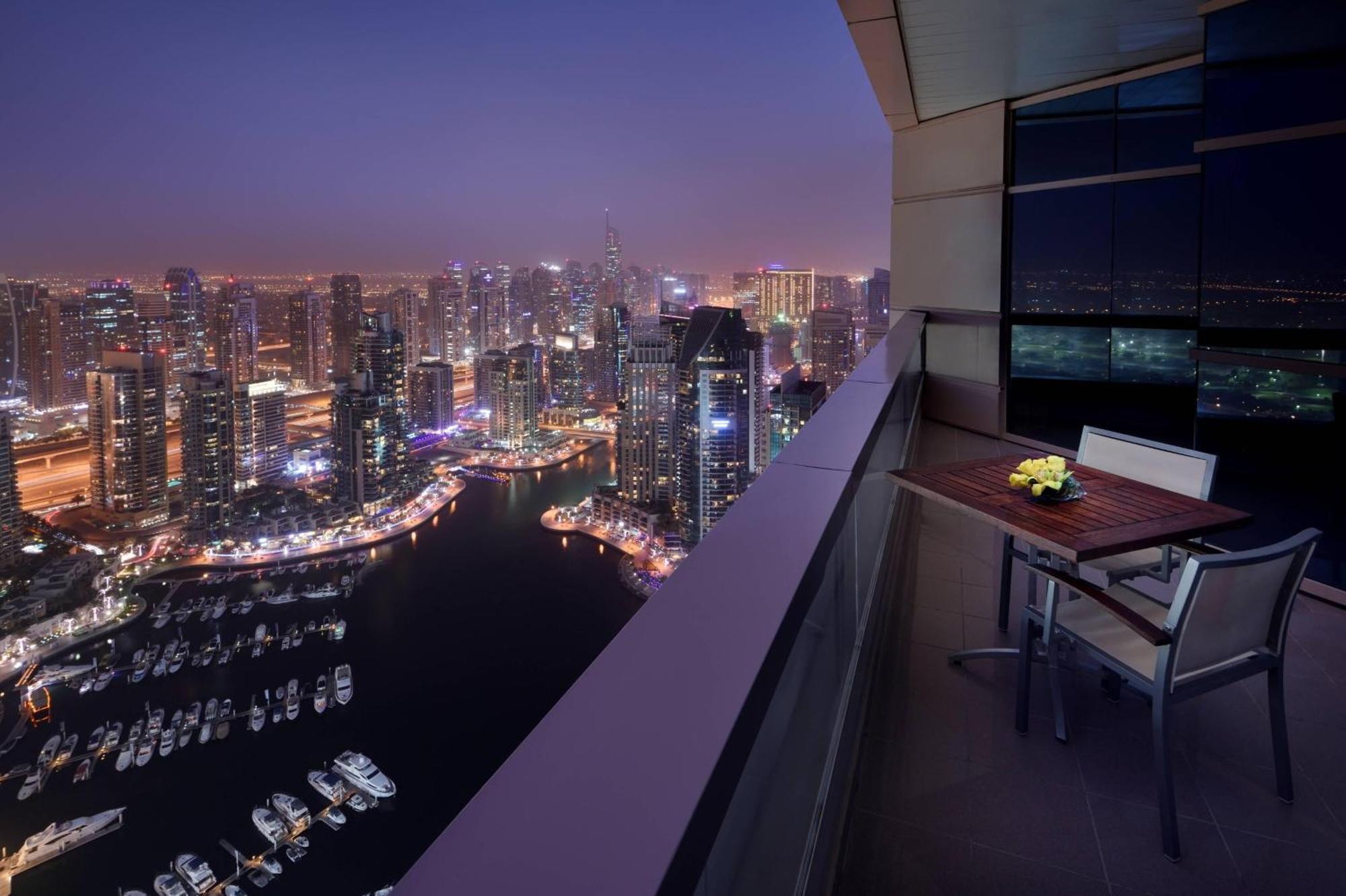 Renovated 3 Bedroom Superior Marina View 3 Bedroom Suite