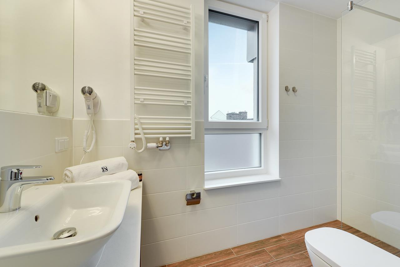 Two-Bedroom Apartment,573635334:JPEG