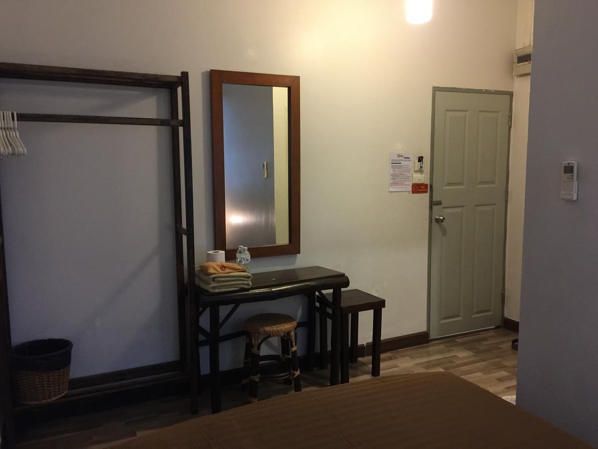 A/C Standard Twin Room,587904654:JPEG