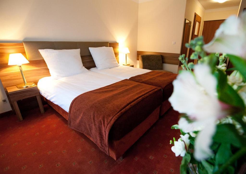 Deluxe Double Room with Balcony,402414036:JPEG