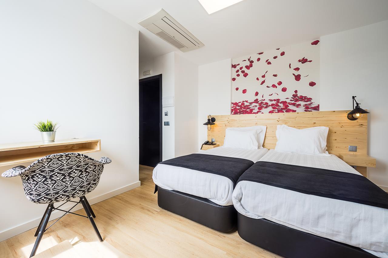 Standard Double or Twin Room Balcony