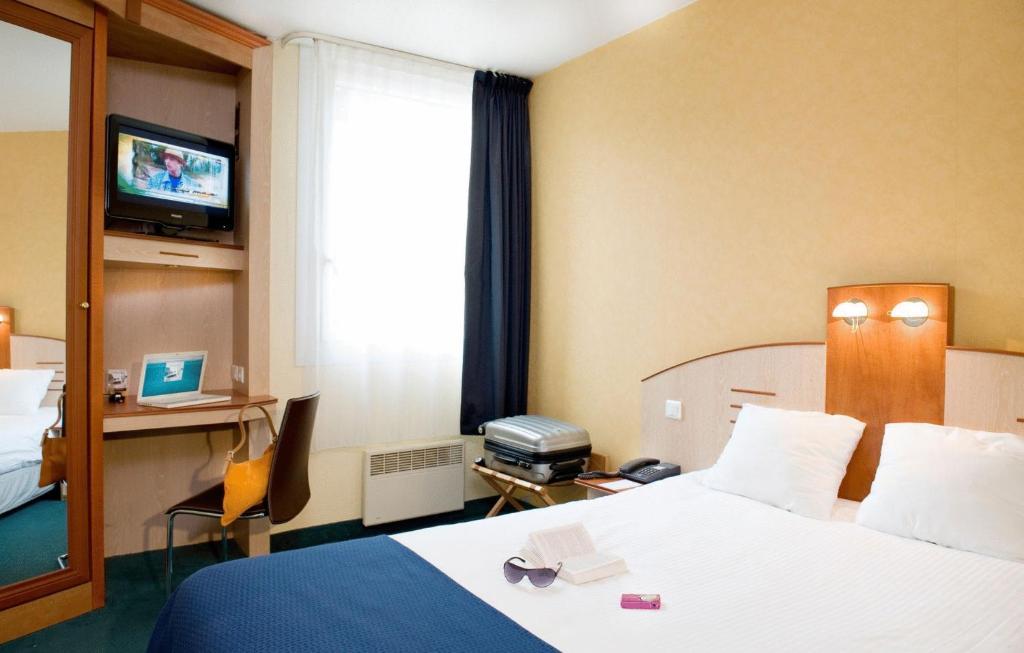 Apartament typu Suite z 1 sypialnią i prywatnym basenem na parterze