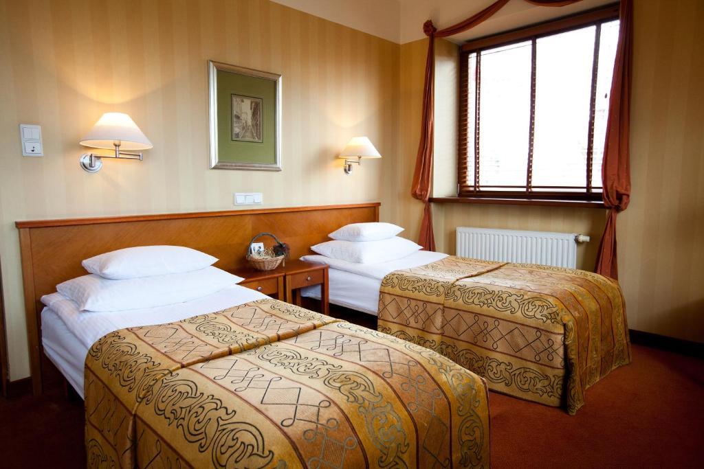 Double Room,681382743:JPEG