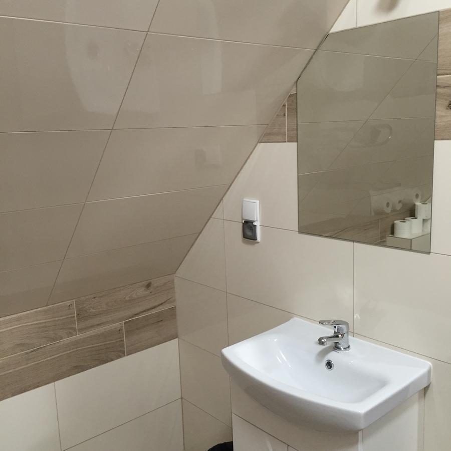 Two-Bedroom Apartment,616181750:JPEG