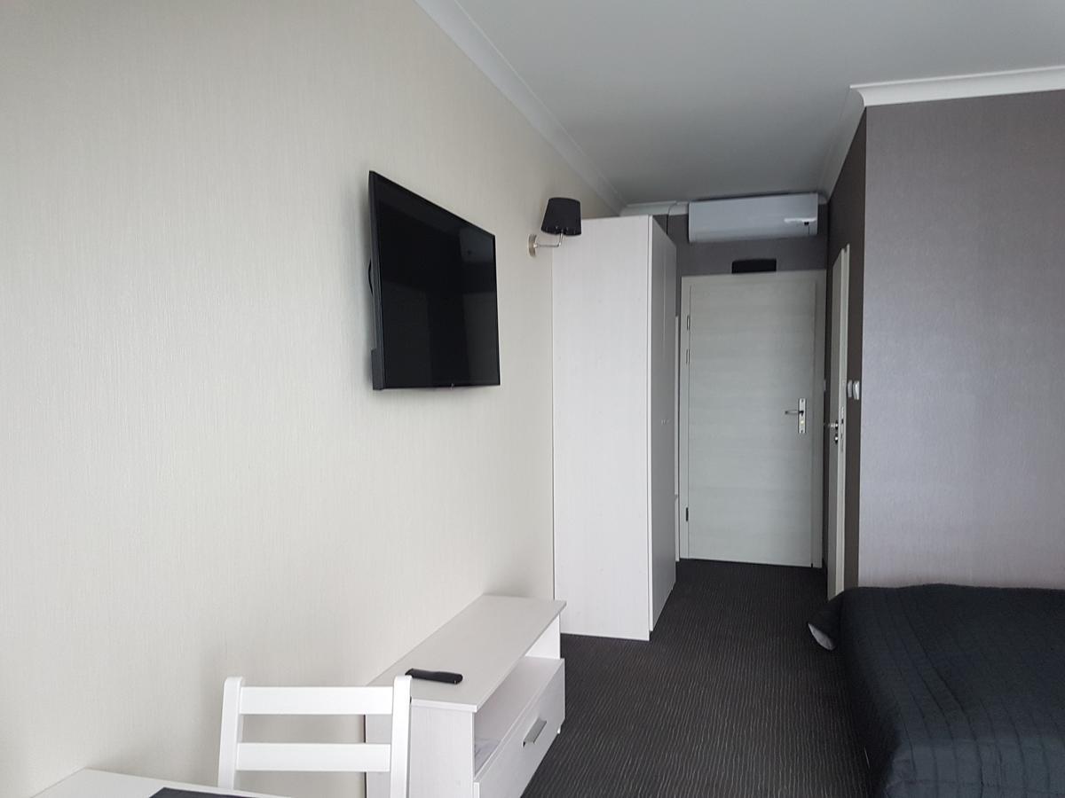 Double Room (2 Adults + 2 Children),633853671:JPEG